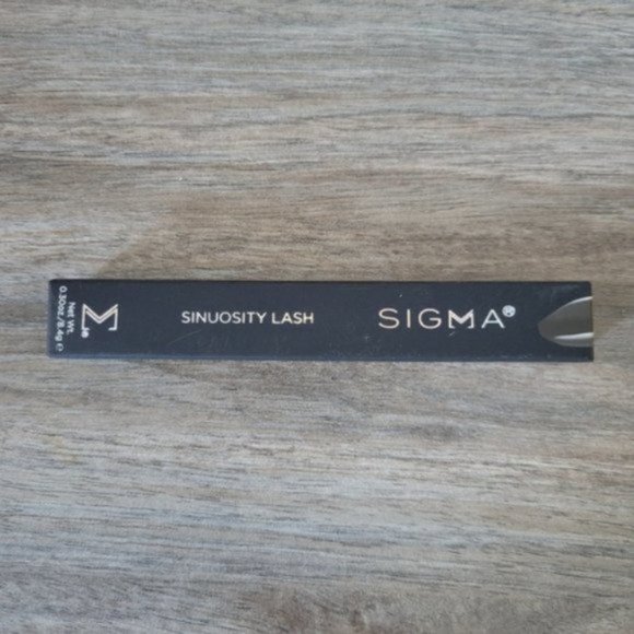 Sigma Beauty - SINUOSITY LASH MASCARA - Picture 5 of 5